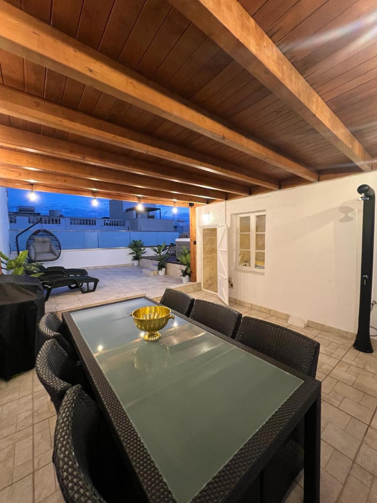 Вілла Sliema Luxury House Екстер'єр фото